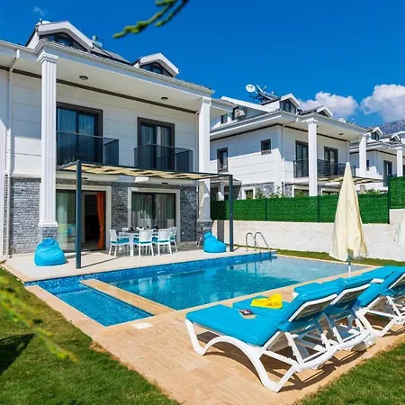 Hisar 1 - 4 Bedroom In Hisaroenue