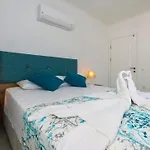 Hisar 1 - 4 Bedroom In Hisaroenue