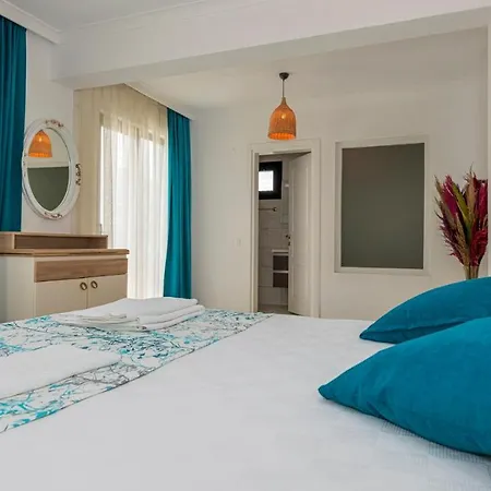 Hisar 1 - 4 Bedroom In Hisaroenue